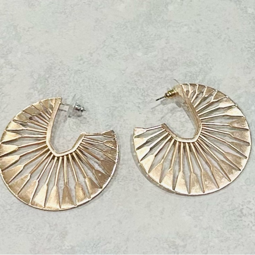 Kendra Scott Gold Fan Earrings